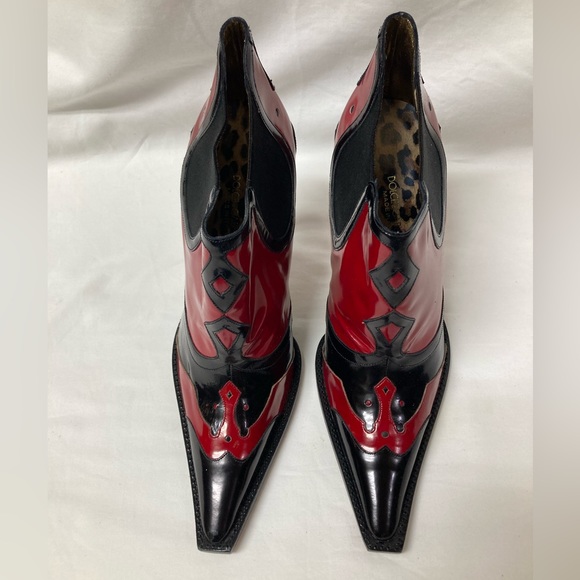 Dolce & Gabbana Red and Black Bootie Boots, size 40, fit like a 9 - Picture 2 of 10